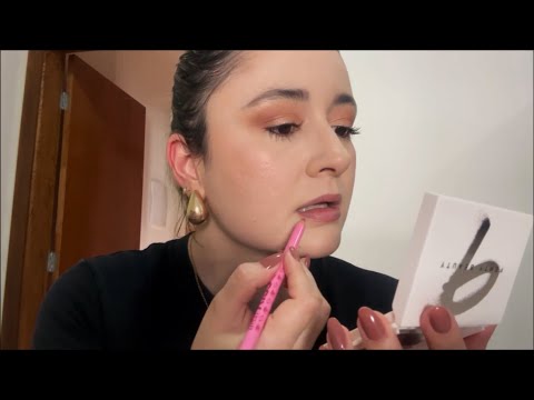 ASMR: ME MAQUIANDO COM MAKES NOVAS + MASCANDO CHICLETE