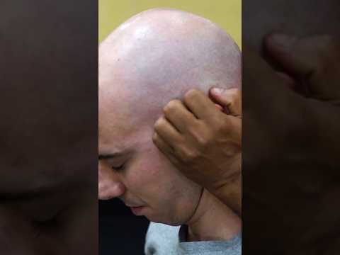 #earmassage at #indianbarber  😌✨ #asmr  #asmrbarber  #headmassage  #shorts
