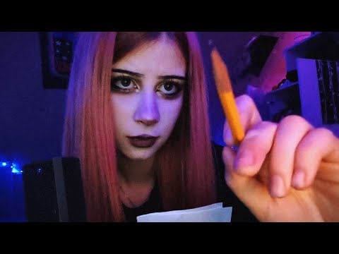 асмр: antisocial сестра уложит спать. звуки рта, звуки лба об стену и нервного сглатывания