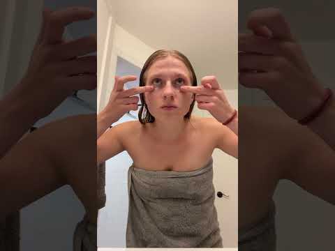 Shower with me #relax #TrendingNow #InstaReels #ViralVideo #DailyShorts #Entertainment #FYP #foryou