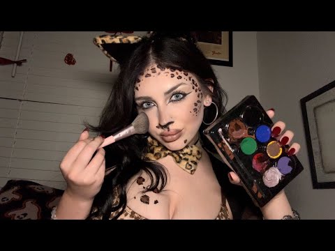 Bestie Does Your Halloween Makeup!🐯ASMR