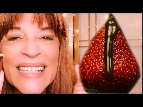 ASMR COMIENDO FRESAS CON CHOCOLATE🍓