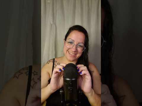 ASMR-SHORTS ARRANHANDO O BLUE YET #shortsviral #shortvideo #shorts