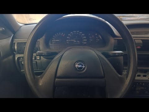 ASMR | Tapping in my car