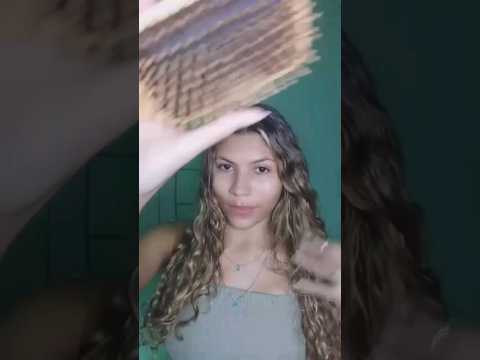 ASMR ESCOVANDO E PASSANDO ÓLEO NO SEU CABELO