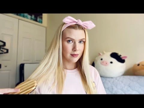 ~ASMR~ Weird Girl in Class Accidentally Gives You Tingles 📚🥴