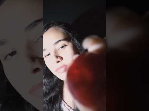 #morango #lipgloss #sonsdeboca #viral #asmr #relaxante #asmrvideos #barulho #boca #shorts #short #eu