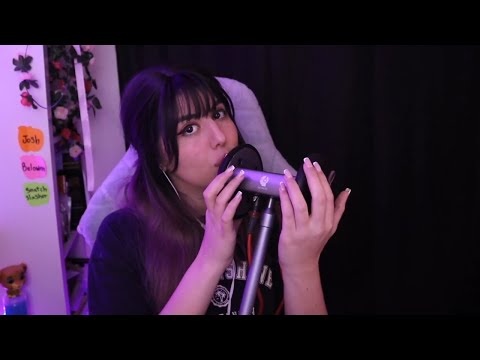 ASMR Ear To Ear Kisses with Triggers 💋 (+200)