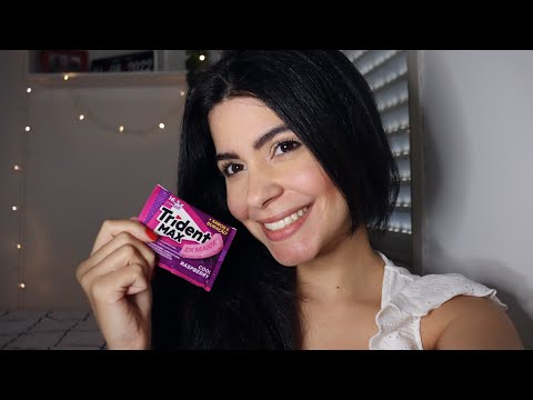 ASMR MASCANDO CHICLETE E RESPONDENDO PERGUNTAS (parte 1)