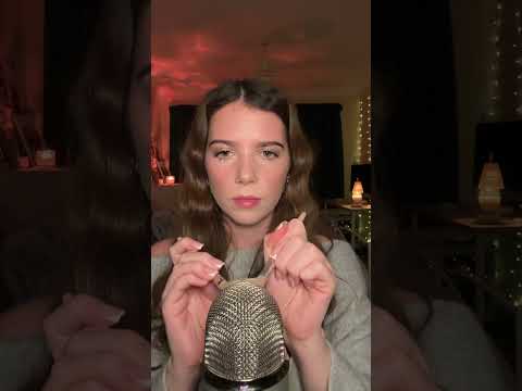 Paint brush asmr #asmr #tingles #triggersforsleep #relax #asmrrelaxation #sleep
