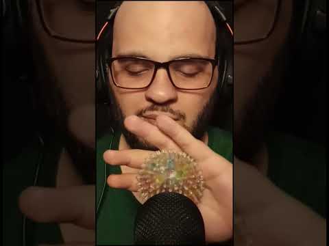 ASMR avec la balle à piquots 💤