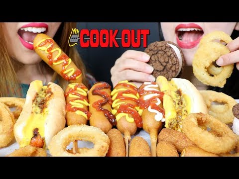 ASMR COOKOUT FEAST (Corn Dogs, Chili Cheese Dogs, Onion Rings, Ice Cream) 리얼사운드 먹방 | Kim&Liz ASMR