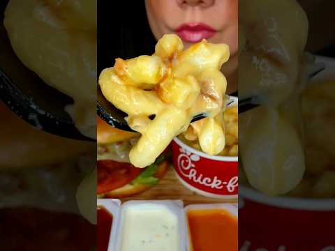 CHICK-FIL-A MAC AND CHEESE #asmr #chickfila #macandcheese #food #eat