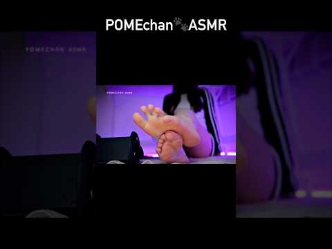 【ASMR/実写】就寝前の足裏オイルマッサージ【睡眠導入】#relax #foot #scratching #sleep #notalking #shorts #oil #3dio #massage