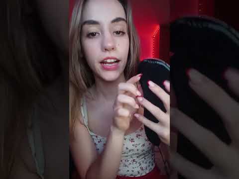 ASMR Te peino 💖 #asmrespañol #asmr #asmrtriggers #brushingasmr  #susurros #roleplay