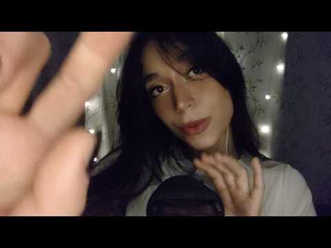 Asmr mouthsounds suaves  e hands movements com carinho no seu rosto