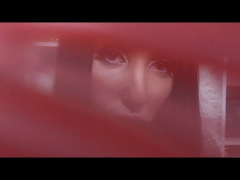 (Magyar ASMR) Extra lassú suttogás pihentető vizuális triggerrel. 🤤😴
