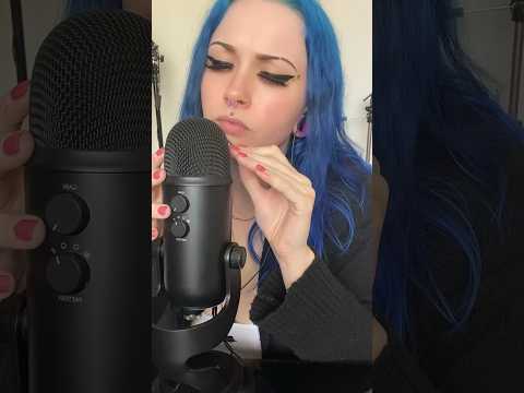 brain = scratched 😌 #asmr #micscratching #asmrsounds