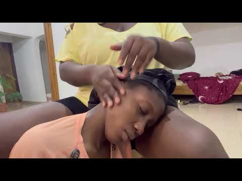 ASMR RELAXING EARCLEANING AND NITPICKING 