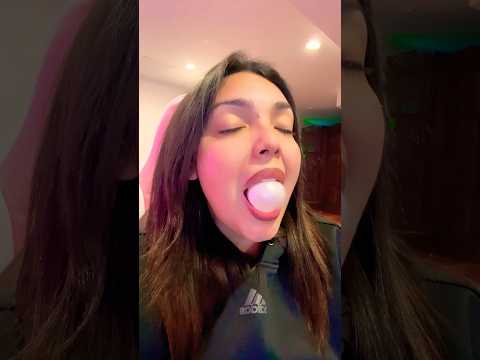 BUBBLE GUM ASMR | blowing and popping small bubble gum sounds #bubblegum #bubble