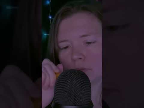 painting the mic until your brain melts (asmr)