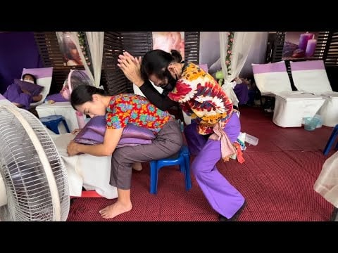 8$ THAI STREET MASSAGE in BANGKOK / STRONG BACK SHOULDER MASSAGE FOR BACK PAIN