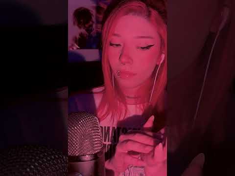 nails tapping ASMR SHORT video! #tingles