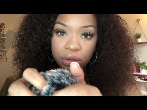 ASMR | Gum Chewing and Fluffy Mic Scratching