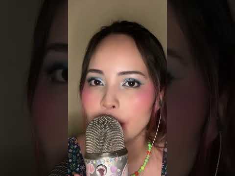 Asmr beijinhos agressivos