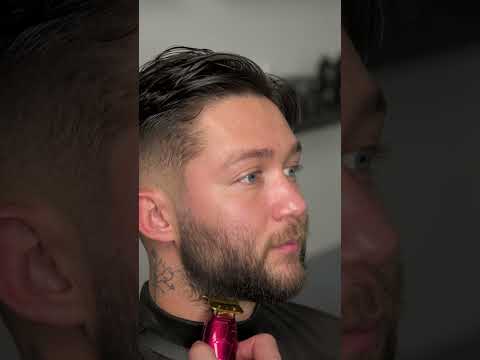 АСМР Стрижка и бритье в Barbershop Genesis