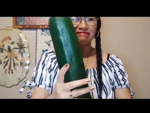 EATING GIANT ZUCCHINI WITH ICE CREAM/ MUKBANG:Life in America 🇺🇸