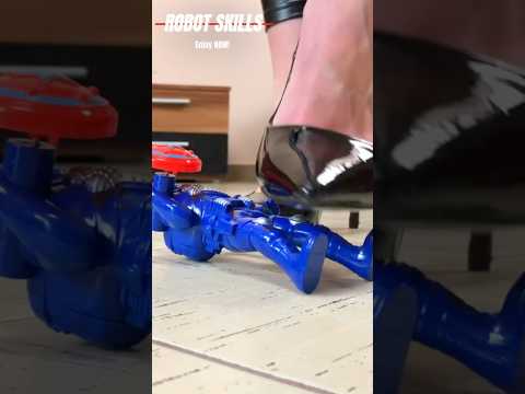 Cat Pumps vs. Blueberry Robot! Oddly Satisfying Heels Crushing Toys! ASMR