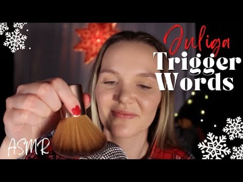 Matildas ASMR Julkalender (Lucka 7) -  🎄JULIGA TRIGGER WORDS🎄 (mic brushing, hand movements)