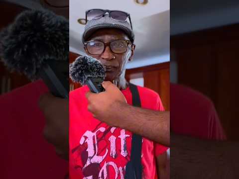 Mi papá hace ASMR mejor que yo 😮