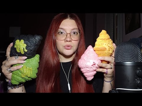 DELICIOUS CROISSANT SQUISHY (Tapping & Squeezing) 😴💜 | ASMR ITA