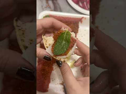 Lebanese version of the viral onion cup 😋🥩 #onion #lebanesefood #eating #foodie #viral