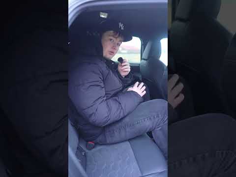 Er vi klar på BMW? #asmr #danskasmr #carasmr #audi #asmrsounds #automobile #funny