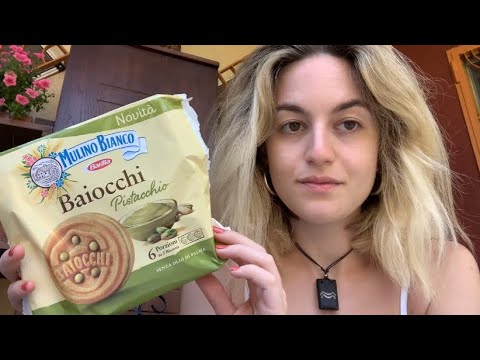 ASSAGGIO BAIOCCHI AL PISTACCHIO (eating sounds asmr ita)|| Luvilè ASMR