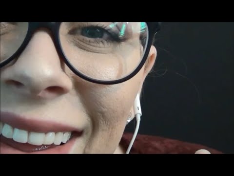 [ASMR] Up Close Gum Snapping & Chewing