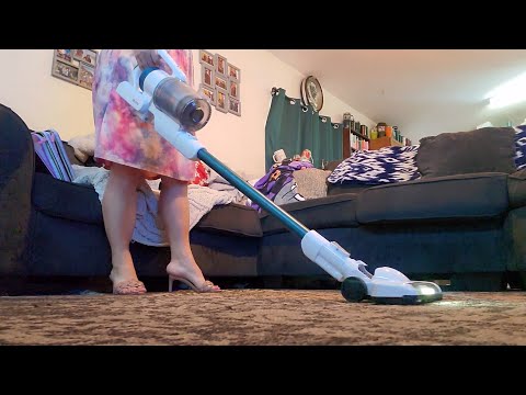 Giantess Vacuuming