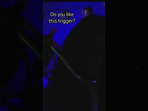 Do you like this trigger?! #asmrtriggers #longnailsasmr #asmrsounds #asmr