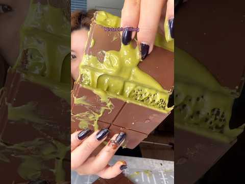 TRYING GIANT DUBAI CHOCOLATES AT MIDNIGHT #shorts #viral #food