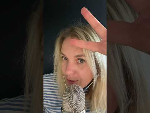ASMR FR / Petite charade en ASMR #asmrfr #shortsasmr #asmr