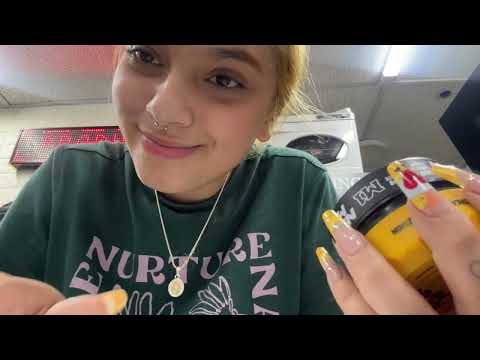 ASMR ROLPLAY VENDEDORA| TAPPING FAST AND AGRESSIVE| SOFIWI