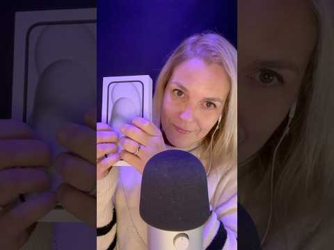 ASMR FR / Tapping sur 10 surfaces différentes #asmrfr #asmrshorts #shortsasmr