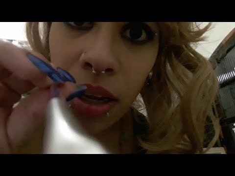 ASMR 🎨PINTANDO A TELA (sons de boca e triggers aleatórios)