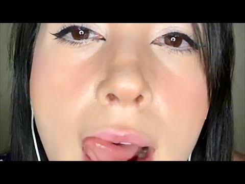 ASMR Spit Painting + Kisses + Lips Licking | Mouth Sounds / Sonidos de Boca