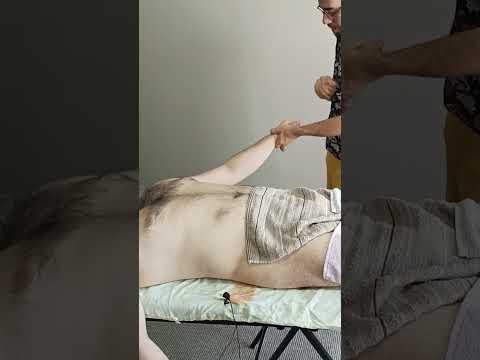 MASSAGE TECHNIQUES TO RELIEVE TENSION IN THE CHEST, ARM AND ABDOMINAL AREA #satisfying #relaxing