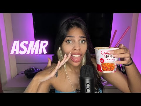 ASMR PROVANDO TTEOKBOKKI E MACARRÃO DE KIMCHI