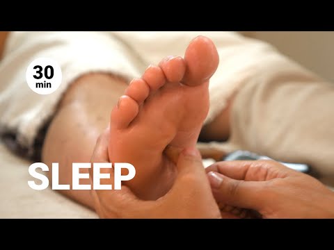 寝る足つぼ | 静かに痛がるタクシードライバー | 熱中症 | 20代男性 | 右足